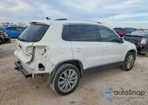 2013 Volkswagen Tiguan S z USA, uszkodzony, nr VIN WVGAV3AX8DW563900